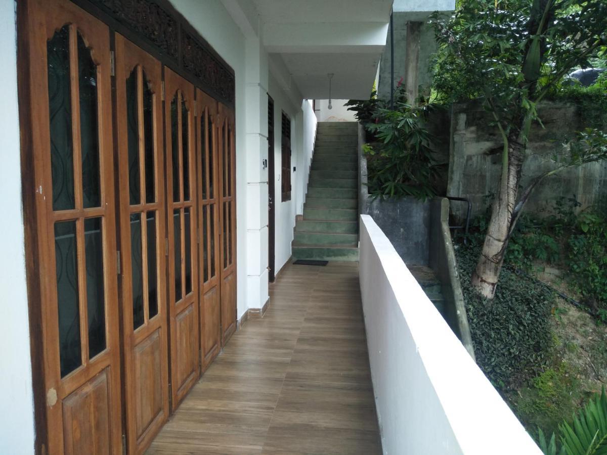 Green Cage Hotel & Restaurant Ella Exterior photo